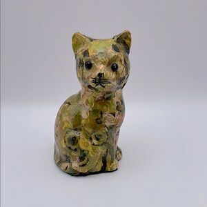Vintage, Decoupage, Multicolor, Ceramic Cat Figurine.
Great for Fall decor!